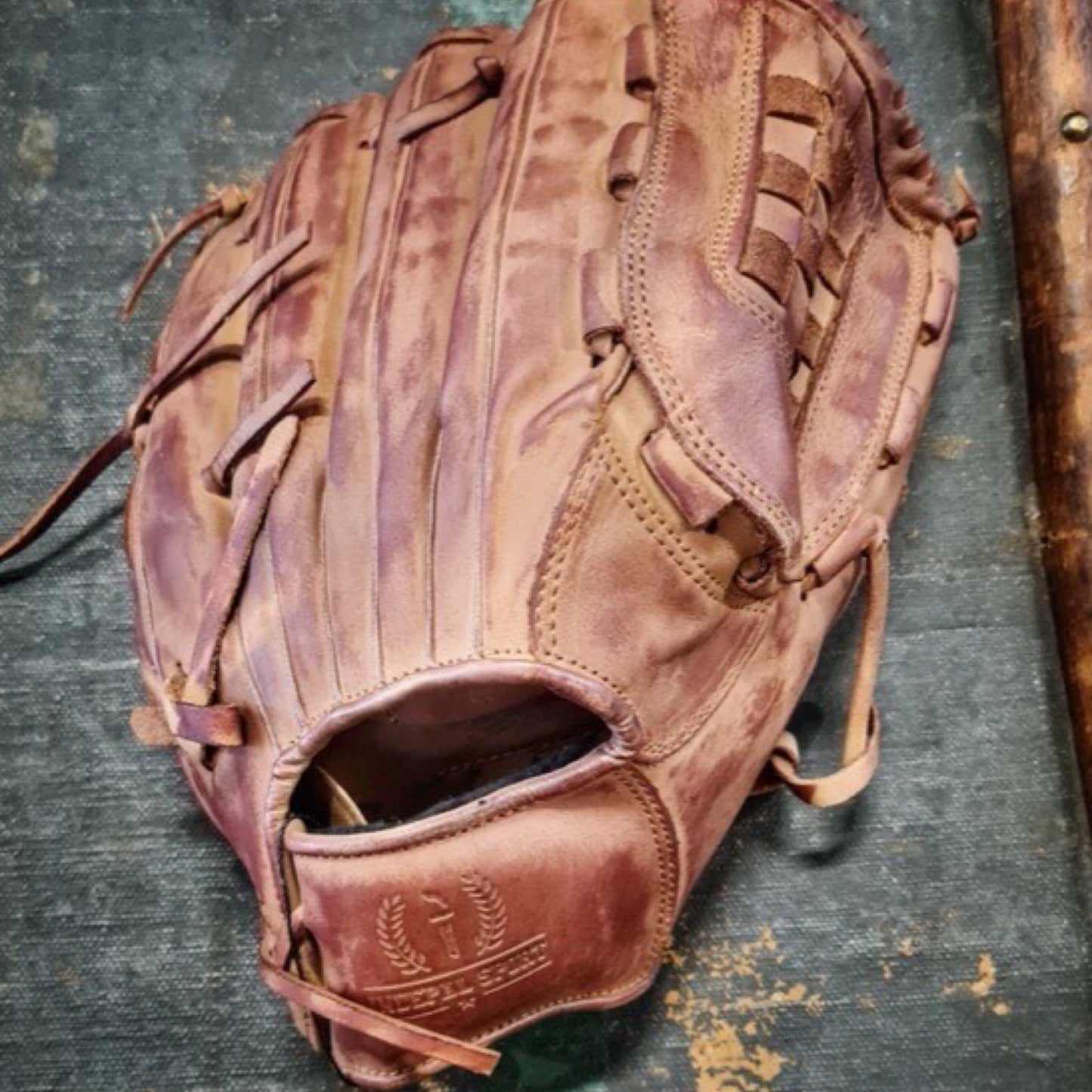 INDEPAL Leather Baseball Glove